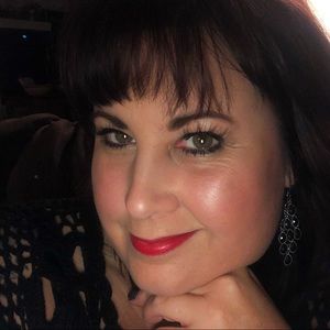 Meet your Posher, Cheryl